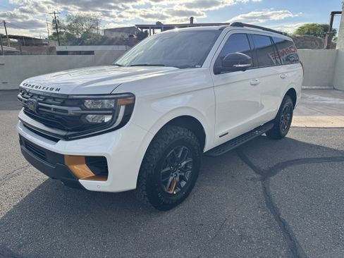 New 2026 Ford Expedition Tremor image 3