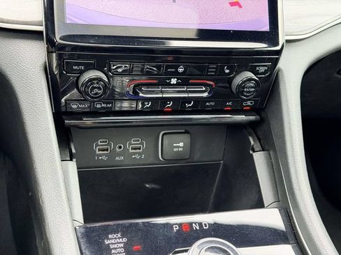 Used 2024 Jeep Grand Cherokee Limited 4xe AWD/4WD image 22