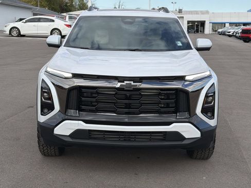 New 2026 Chevrolet Equinox ACTIV w/ Convenience Package III image 9