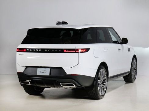 New 2026 Land Rover Range Rover Sport SE AWD/4WD image 2