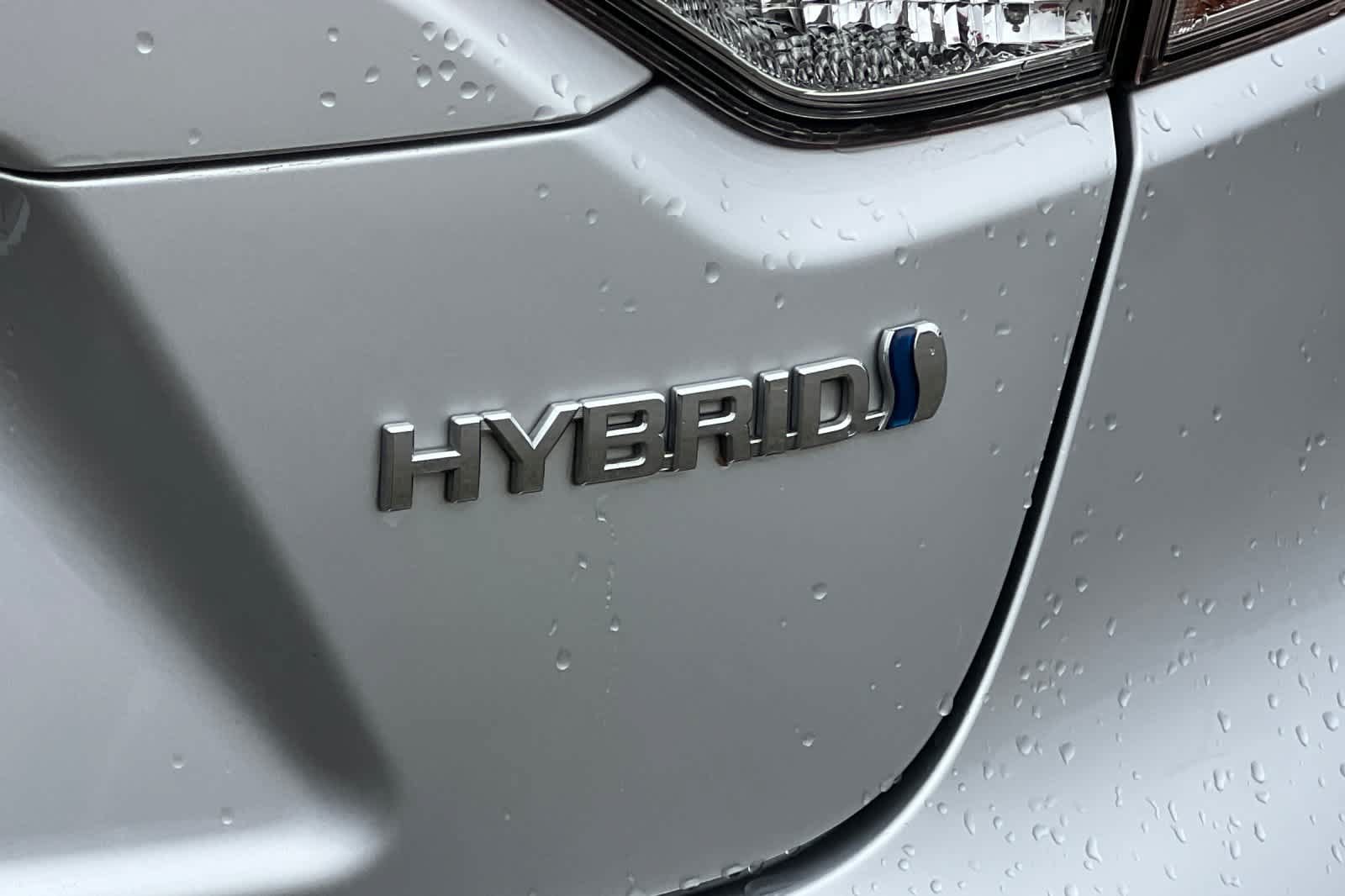 Used 2020 Toyota Corolla LE FWD image 24