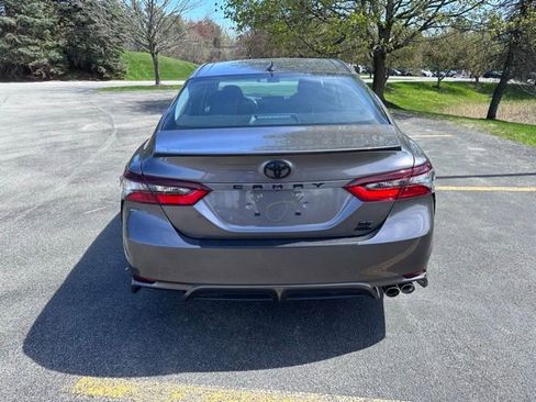 Used 2023 Toyota Camry SE w/ Blackout Package (TMS) AWD/4WD image 4