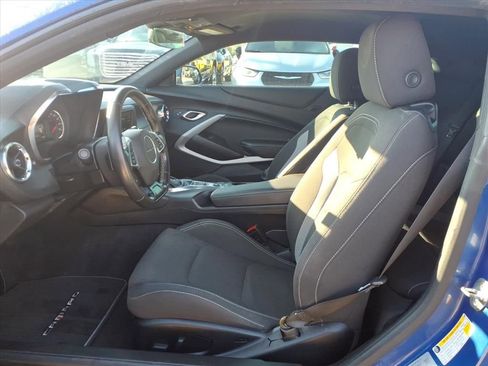 Used 2019 Chevrolet Camaro LT image 18