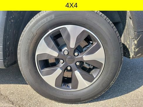 Used 2023 Jeep Grand Cherokee 4WD 4xe image 6