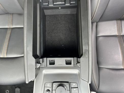 Used 2026 MAZDA CX-90 3.3 Turbo w/ Select Package AWD/4WD image 9