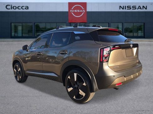 New 2026 Nissan Kicks SR w/ SR Premium Package image 3