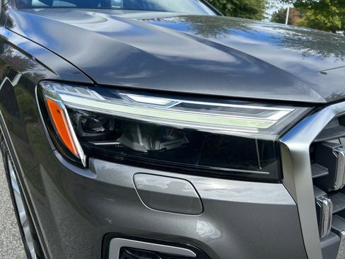 New 2025 Audi Q7 3.0T Premium Plus image 24