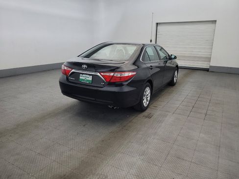 Used 2016 Toyota Camry LE FWD image 9