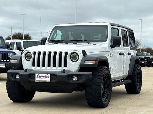 Used 2018 Jeep Wrangler Unlimited Sport image 3