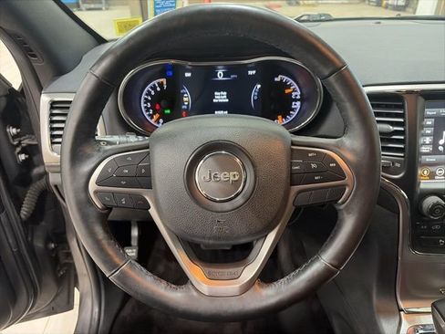 Used 2018 Jeep Grand Cherokee Altitude image 6