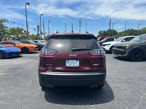Used 2021 Jeep Cherokee Latitude Lux w/ Comfort/Convenience Group AWD/4WD image 6