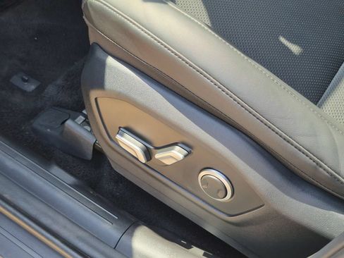 Used 2025 Hyundai Santa Fe SEL FWD image 14