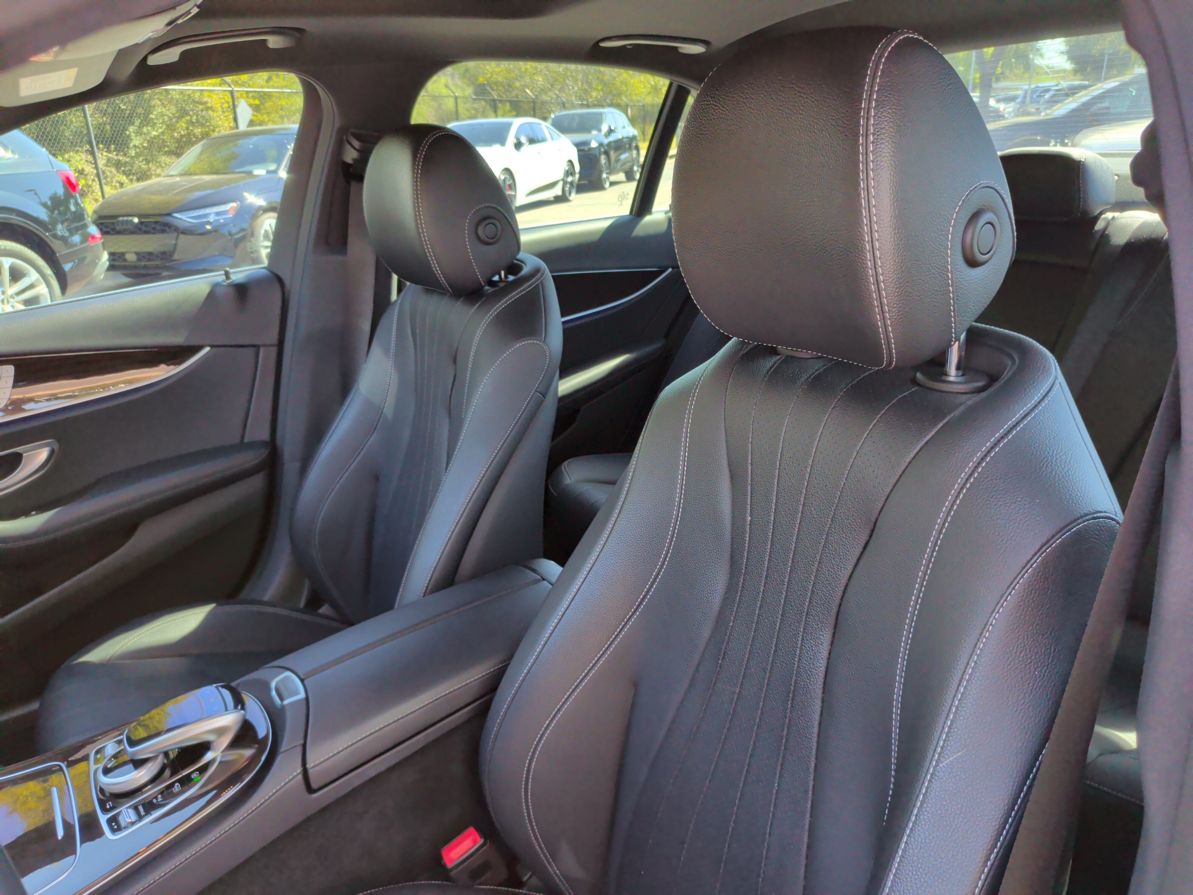 Used 2019 Mercedes-Benz E 300 image 26