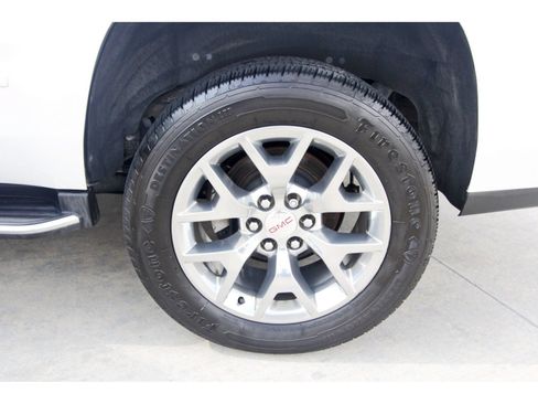 Used 2018 GMC Yukon SLT RWD image 29