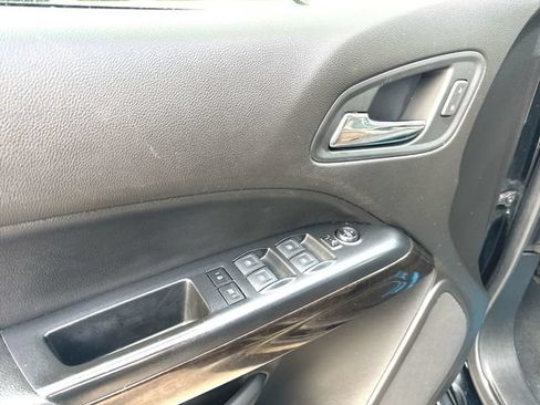 Used 2017 GMC Canyon SLT w/ Driver Alert Package AWD/4WD image 22