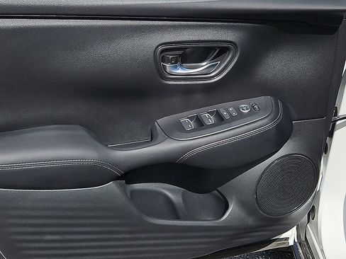Certified 2026 Honda HR-V EX-L image 19