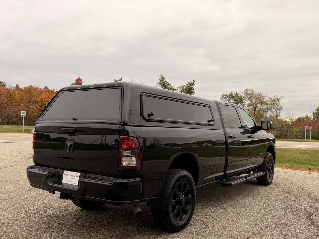 Used 2022 RAM 2500 Lone Star w/ Night Edition AWD/4WD image 5