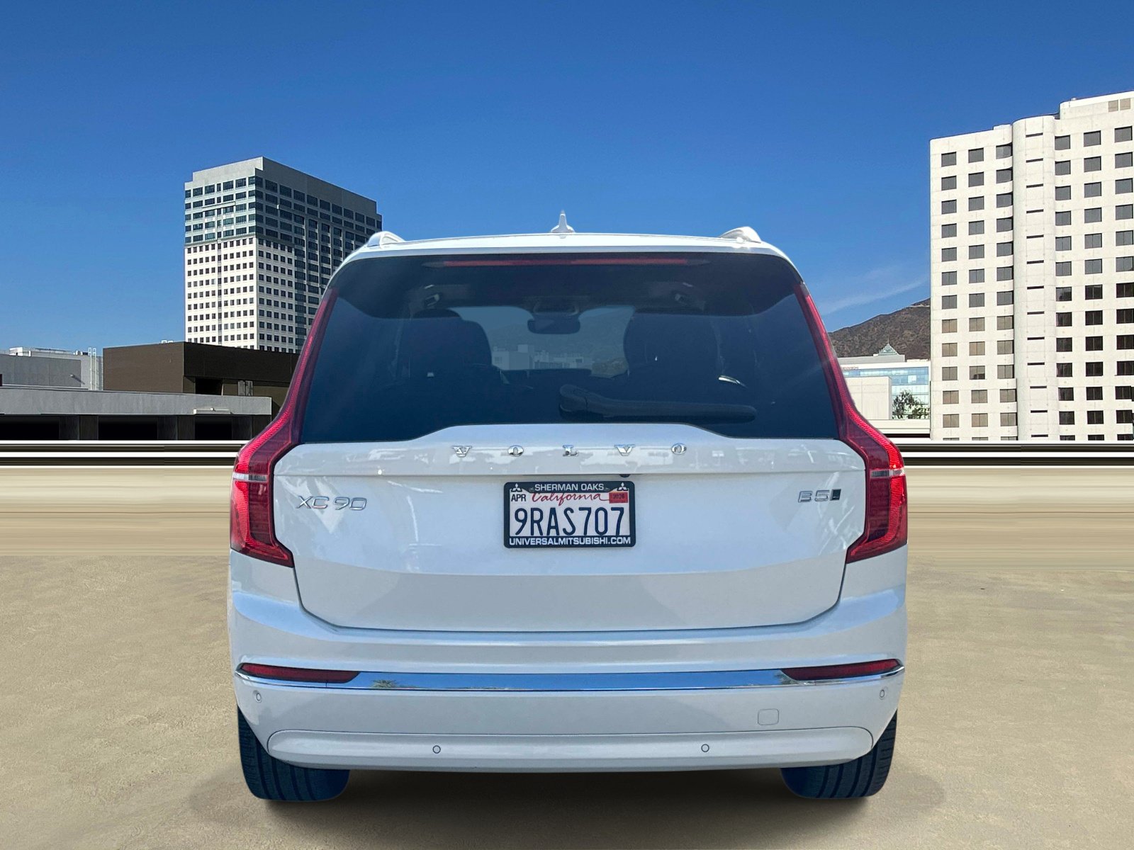 Used 2024 Volvo XC90 B5 Plus AWD/4WD image 4