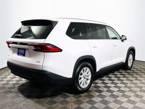 Certified 2025 Toyota Grand Highlander AWD image 8