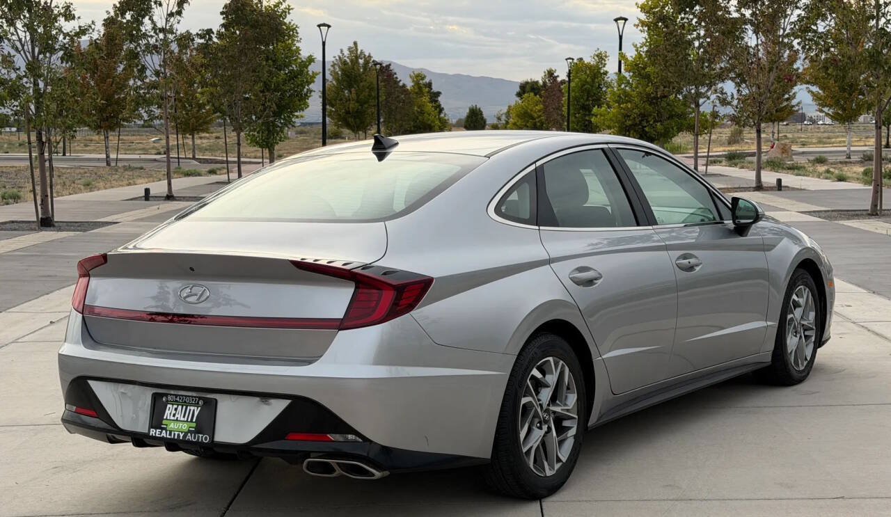 Used 2021 Hyundai Sonata SEL w/ Preferred Accessory Package FWD image 6