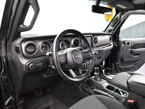 Used 2021 Jeep Gladiator Sport AWD/4WD image 15