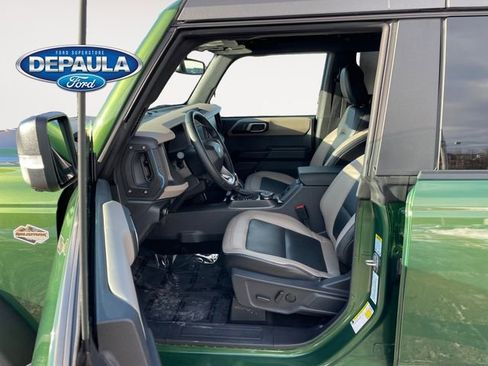 Used 2024 Ford Bronco Wildtrak image 11