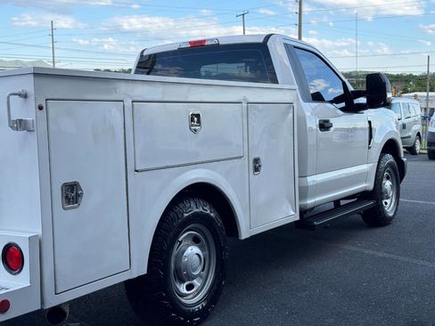 Used 2019 Ford F250 XL w/ Power Equipment Group RWD image 40