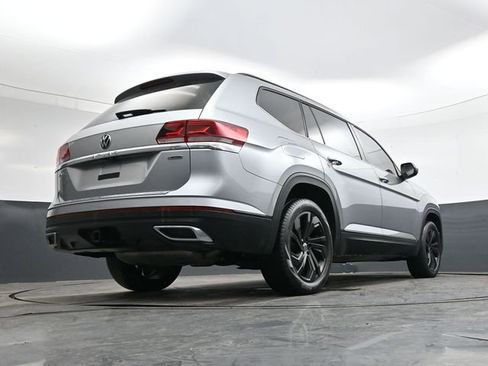 Used 2022 Volkswagen Atlas SE w/ Black Wheel Package image 29