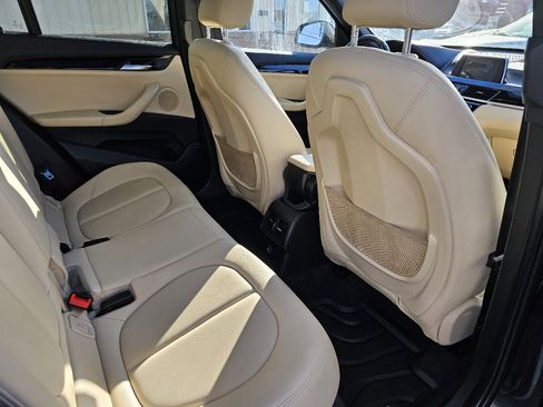 Used 2017 BMW X1 xDrive28i image 29