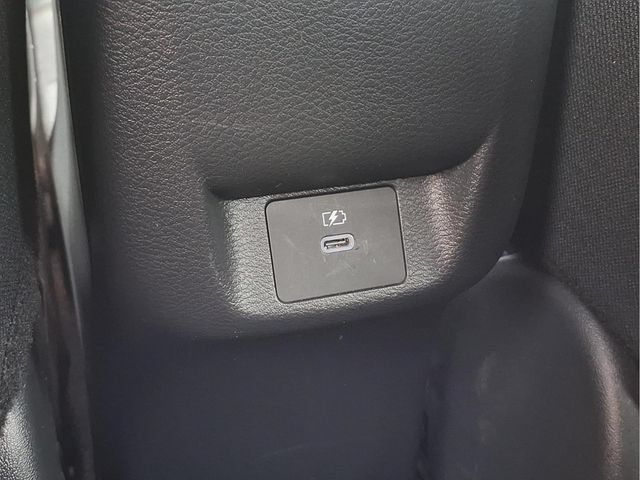 Used 2025 Nissan Versa SV FWD image 20