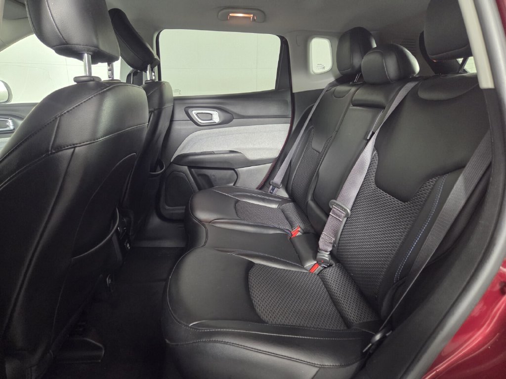 Used 2022 Jeep Compass Latitude AWD/4WD image 22