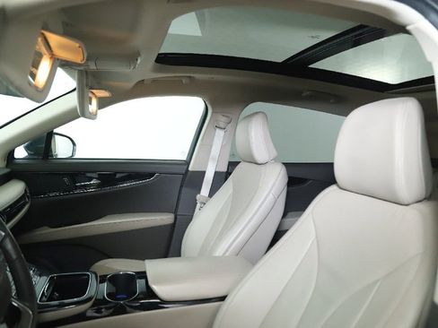 Certified 2023 Lincoln Nautilus Reserve AWD/4WD image 21