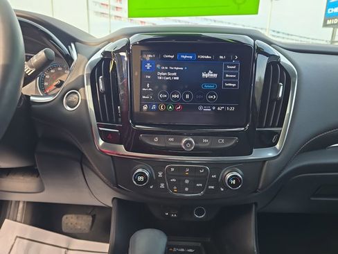Used 2023 Chevrolet Traverse RS w/ LPO, Floor Liner Package image 20