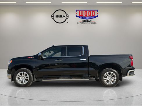Used 2024 Chevrolet Silverado 1500 LTZ AWD/4WD image 5