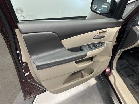 Used 2011 Honda Odyssey EX-L image 10