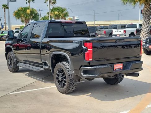 Used 2025 Chevrolet Silverado 2500 LT w/ Trail Boss Package AWD/4WD image 12