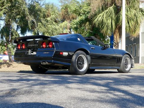 Used 1986 Chevrolet Corvette Coupe image 26