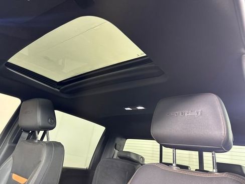 Used 2023 GMC Sierra 2500 AT4 w/ AT4 Preferred Package image 12