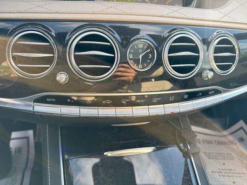Used 2015 Mercedes-Benz S 550 Sedan image 17