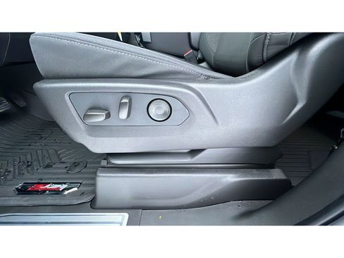 New 2026 Chevrolet Silverado 1500 LT image 25