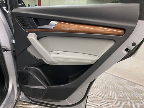 Used 2021 Audi Q5 2.0T Premium Plus w/ Premium Plus Package image 15