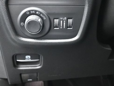 New 2025 Jeep Grand Cherokee L Altitude image 21