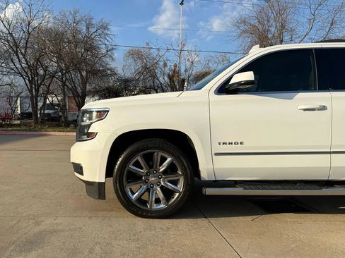 Used 2017 Chevrolet Tahoe LT w/ LT Signature Package image 16