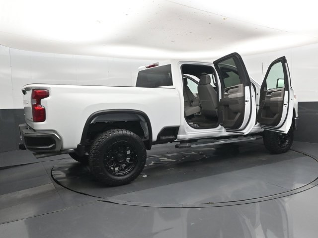 Used 2026 Chevrolet Silverado 2500 LT AWD/4WD image 57