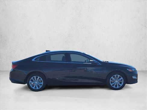 Used 2024 Chevrolet Malibu LT image 4