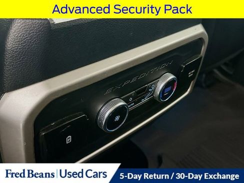 Used 2022 Ford Expedition Max XLT image 32