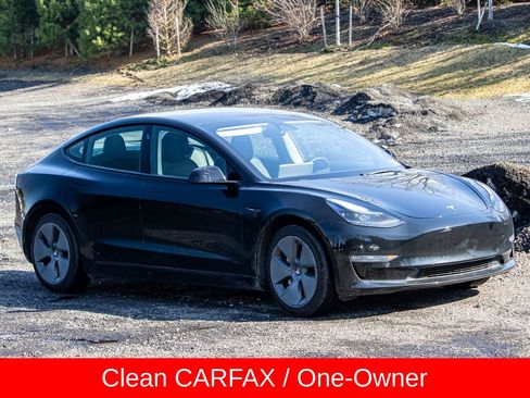 Used 2022 Tesla Model 3 Long Range AWD/4WD image 9
