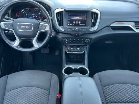 Used 2020 GMC Terrain SLE w/ LPO, Floor Liner Package AWD/4WD image 16