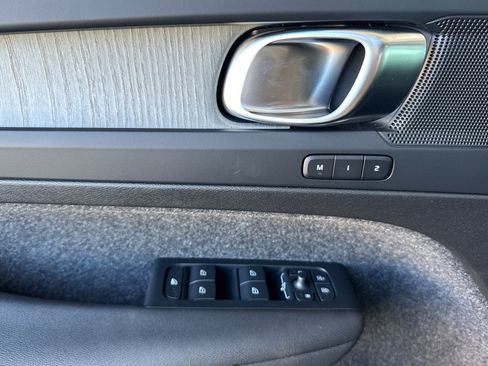 New 2026 Volvo XC40 B5 Plus w/ Protection Package Premier image 10