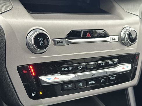 Used 2023 Ford Explorer XLT w/ Equipment Group 202A image 29